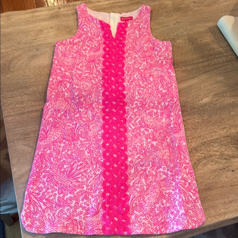 Lilly Pulitzer Pink Sleeveless V-Neck Sheath Dress